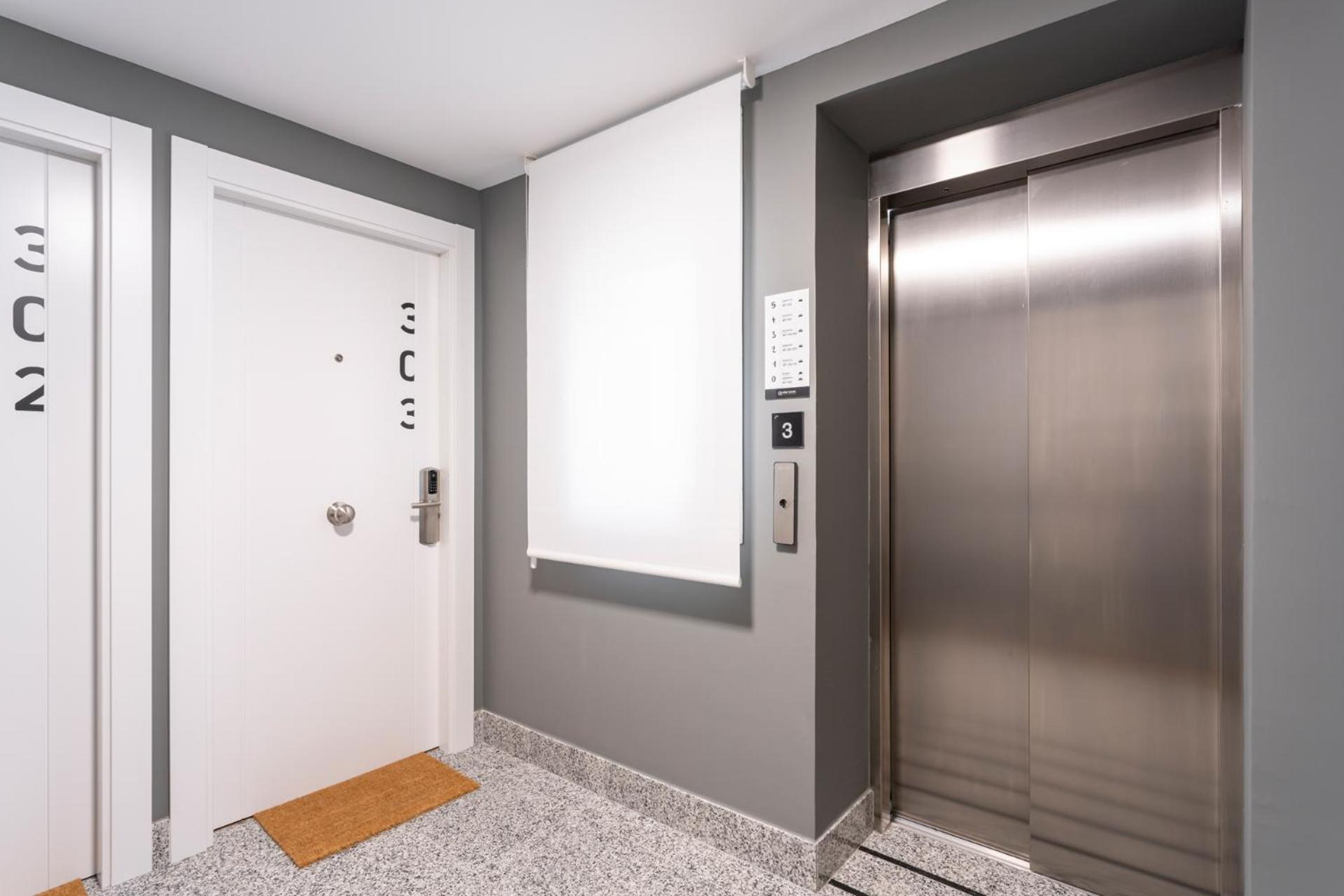 Aparthotel Alda Palencia Catedral Zewnętrze zdjęcie