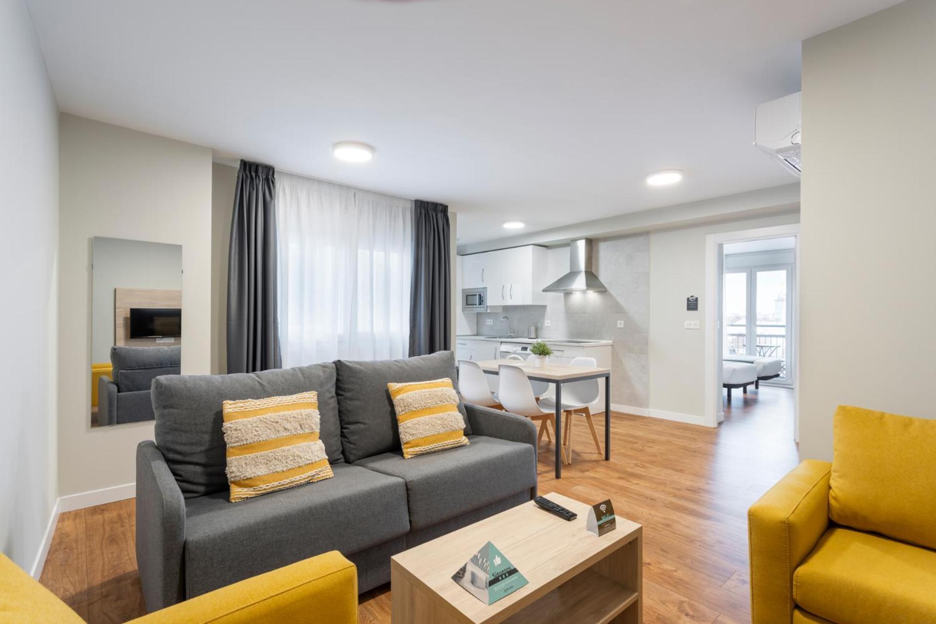 Aparthotel Alda Palencia Catedral Zewnętrze zdjęcie