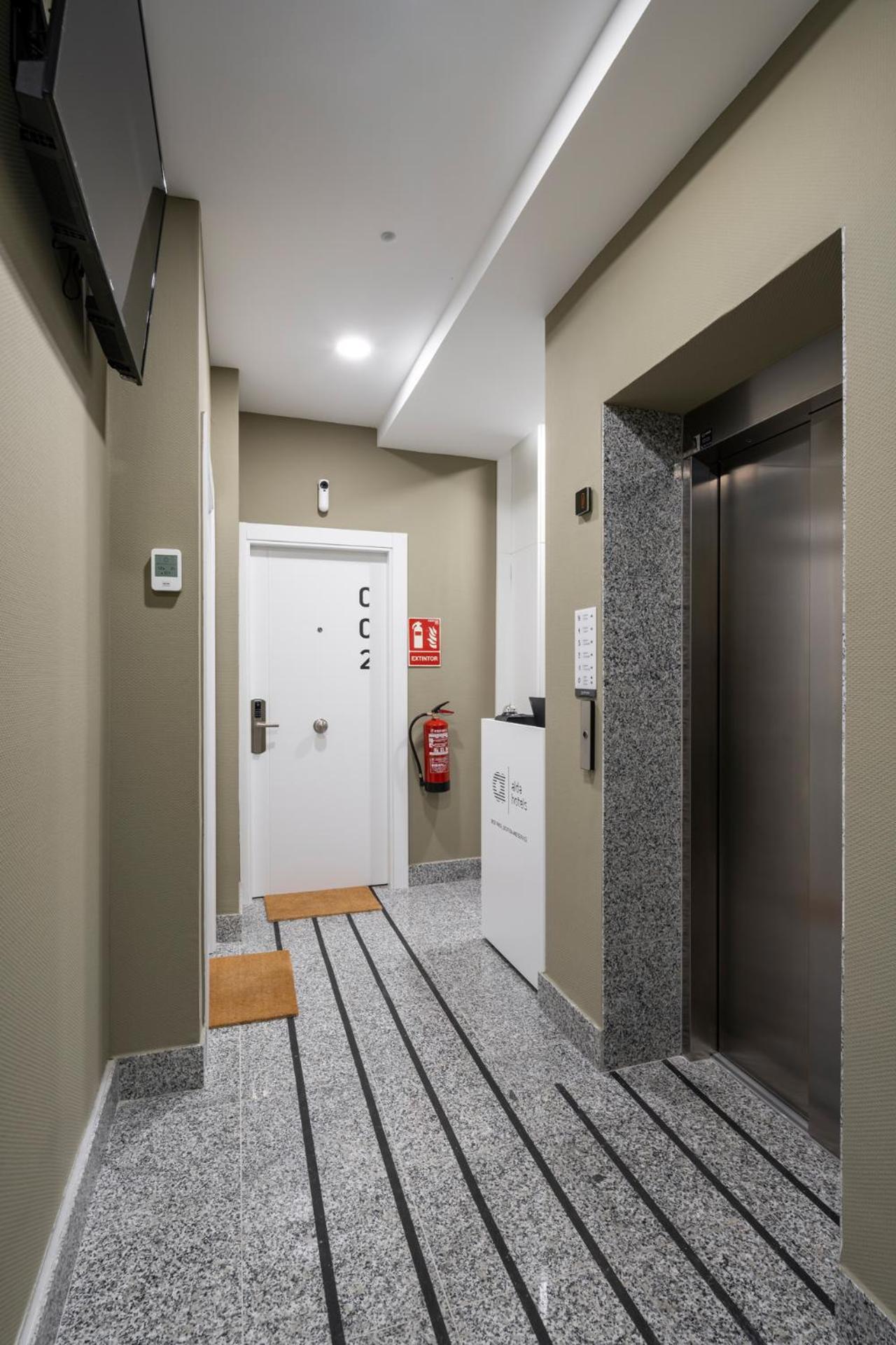 Aparthotel Alda Palencia Catedral Zewnętrze zdjęcie