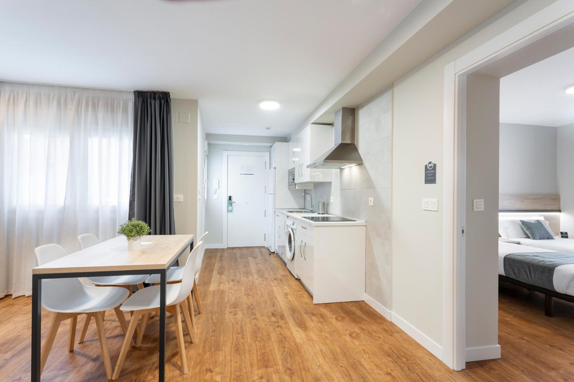 Aparthotel Alda Palencia Catedral Zewnętrze zdjęcie