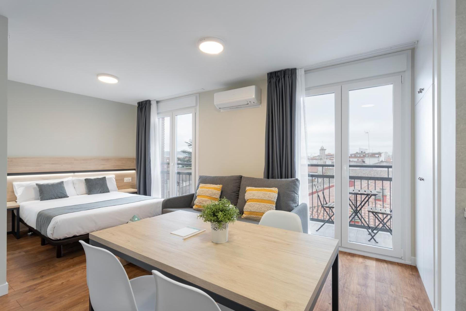 Aparthotel Alda Palencia Catedral Zewnętrze zdjęcie